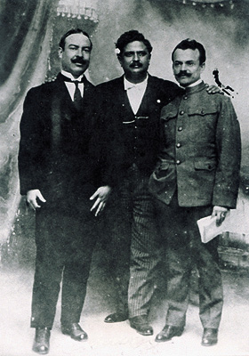 Hilario Medina, Heriberto Jara y Francisco J. M&uacute;gica, integrantes de la Comisi&oacute;n de Puntos Constitucionales, 1916-1917.